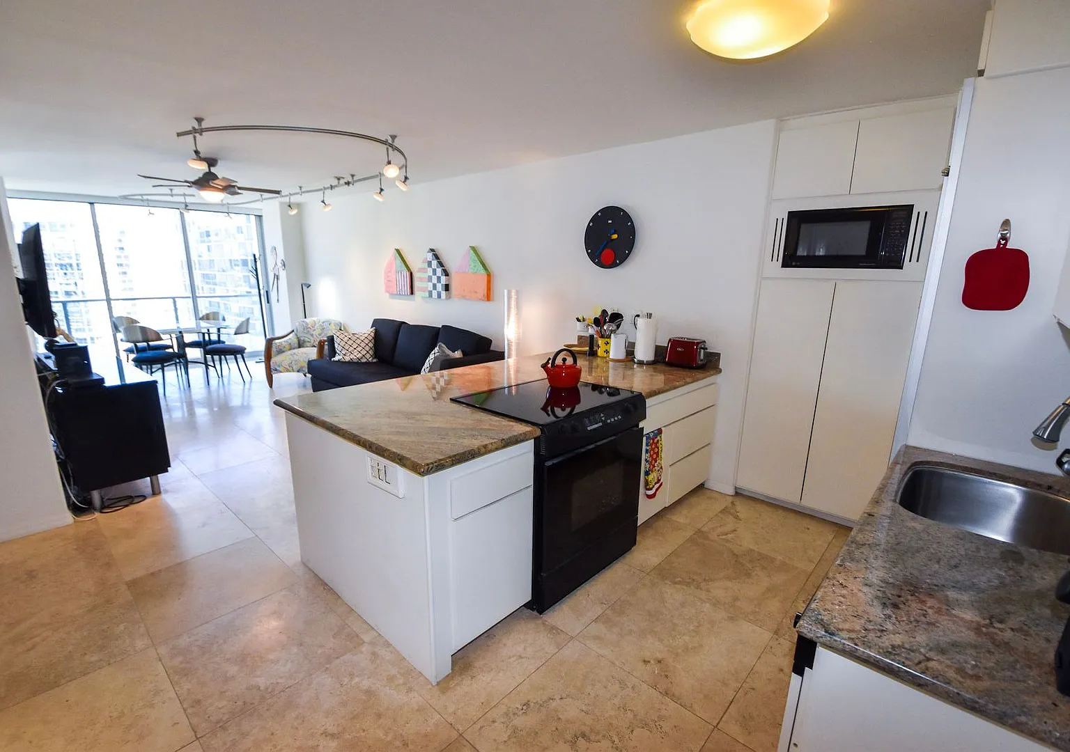 1730 Avenida Del Mundo #1101 — Photo 4