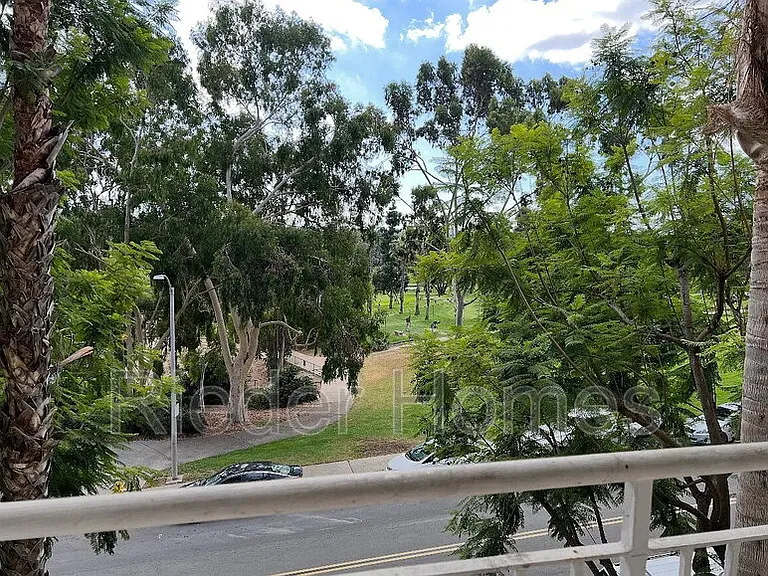 5252 Orange Ave #127 — Photo 4