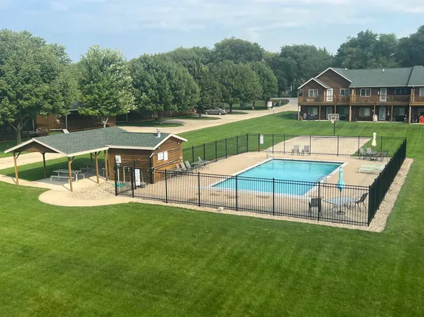 1203 Sanborn Ave Unit 26, Okoboji, IA 51355
