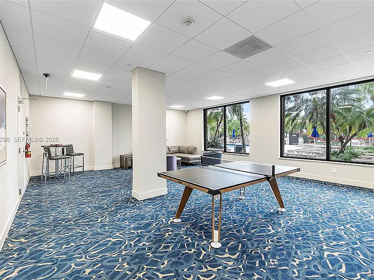 90 Edgewater Dr #Penthouse 18 — Photo 10