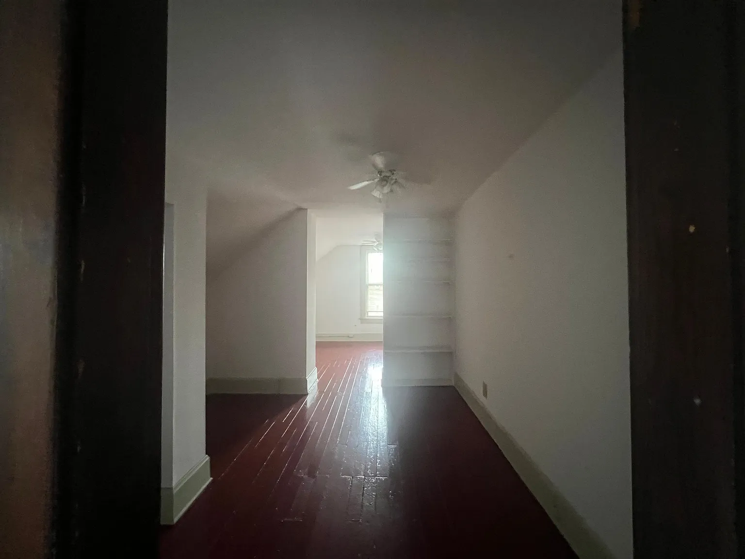 3 bed, 3412 sqft, $2,050 — Photo 4