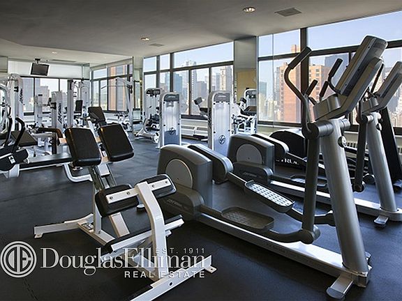 5th image of 155 E 31st St APT 9K