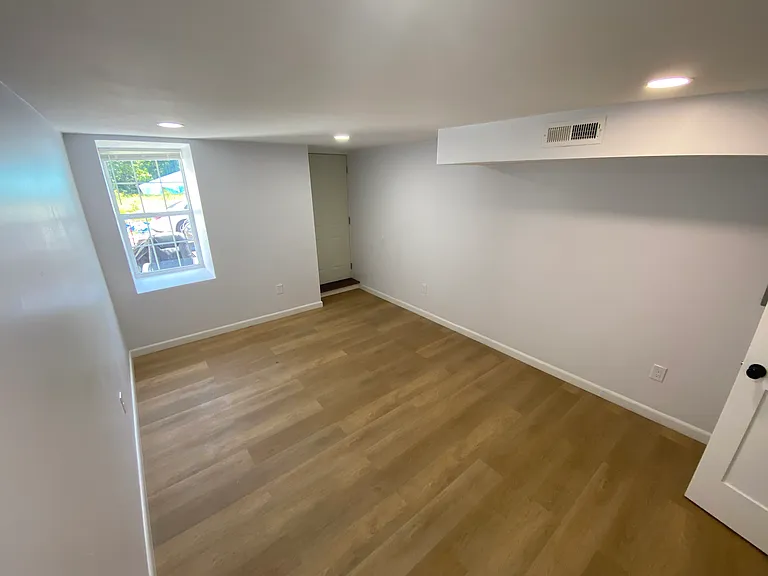 1472 Somerset Ave #1 — Photo 19