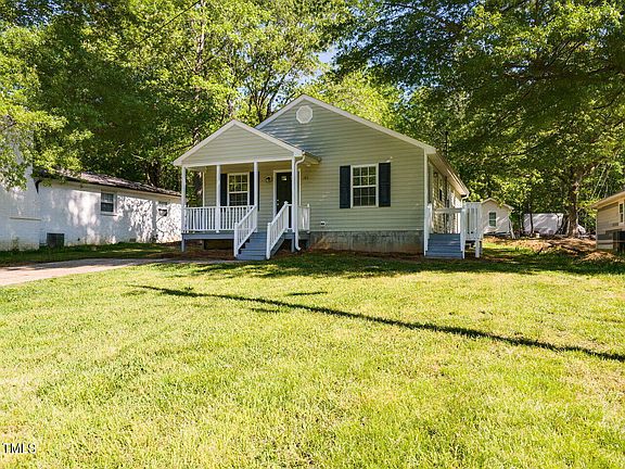 3rd image of 181 Lawndale Ave
