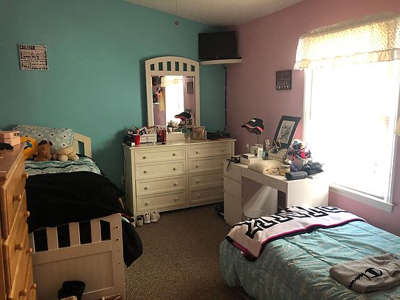 5th image of 100 Willowood Dr