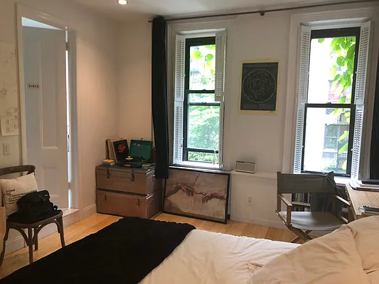 Rented by Moving Forward Real Estate NYC | media 47