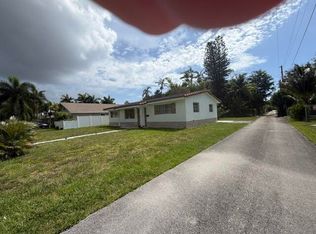210 NE 5th Ave, Dania, FL 33004