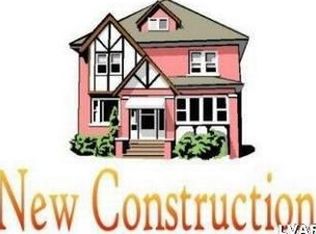 5045 Curly Horse Dr, Center Valley, PA 18034