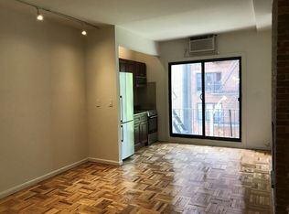 339 E 90th St APT 4D, New York, NY 10128