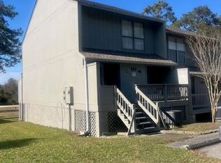 227 Highpoint Dr, Diamondhead, MS 39525