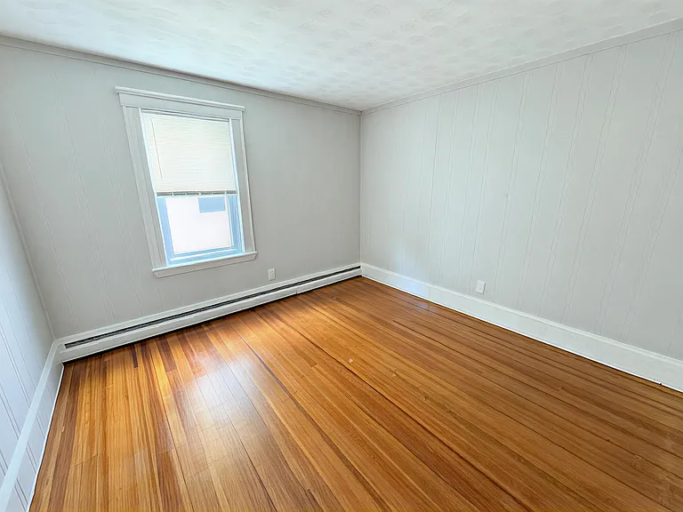 8 Arthur St #2 — Photo 6