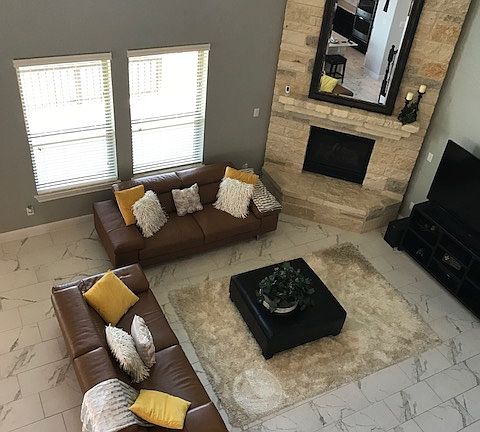 2nd image of 8922 Irving Hl
