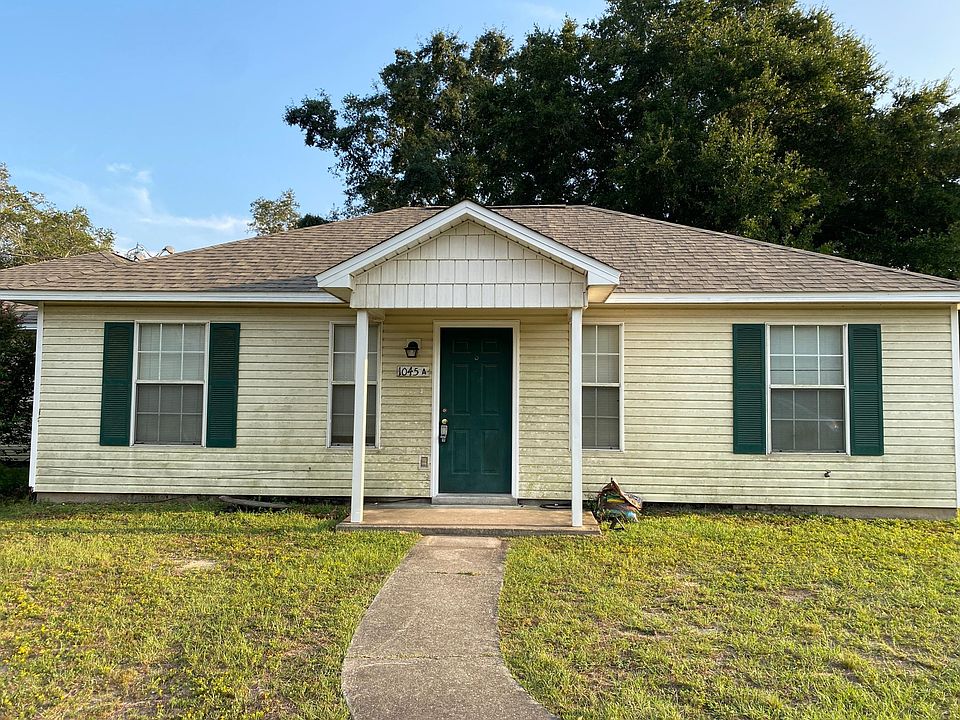 1st image of 1045 Sable Dr #A