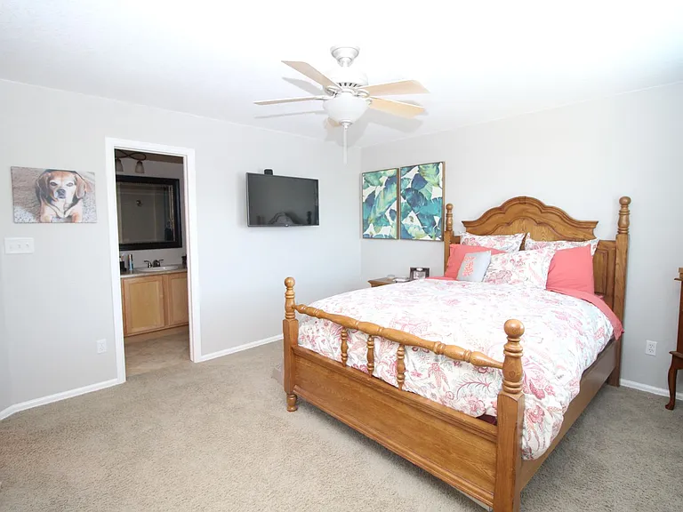 6268 Riverdale Dr — Photo 11