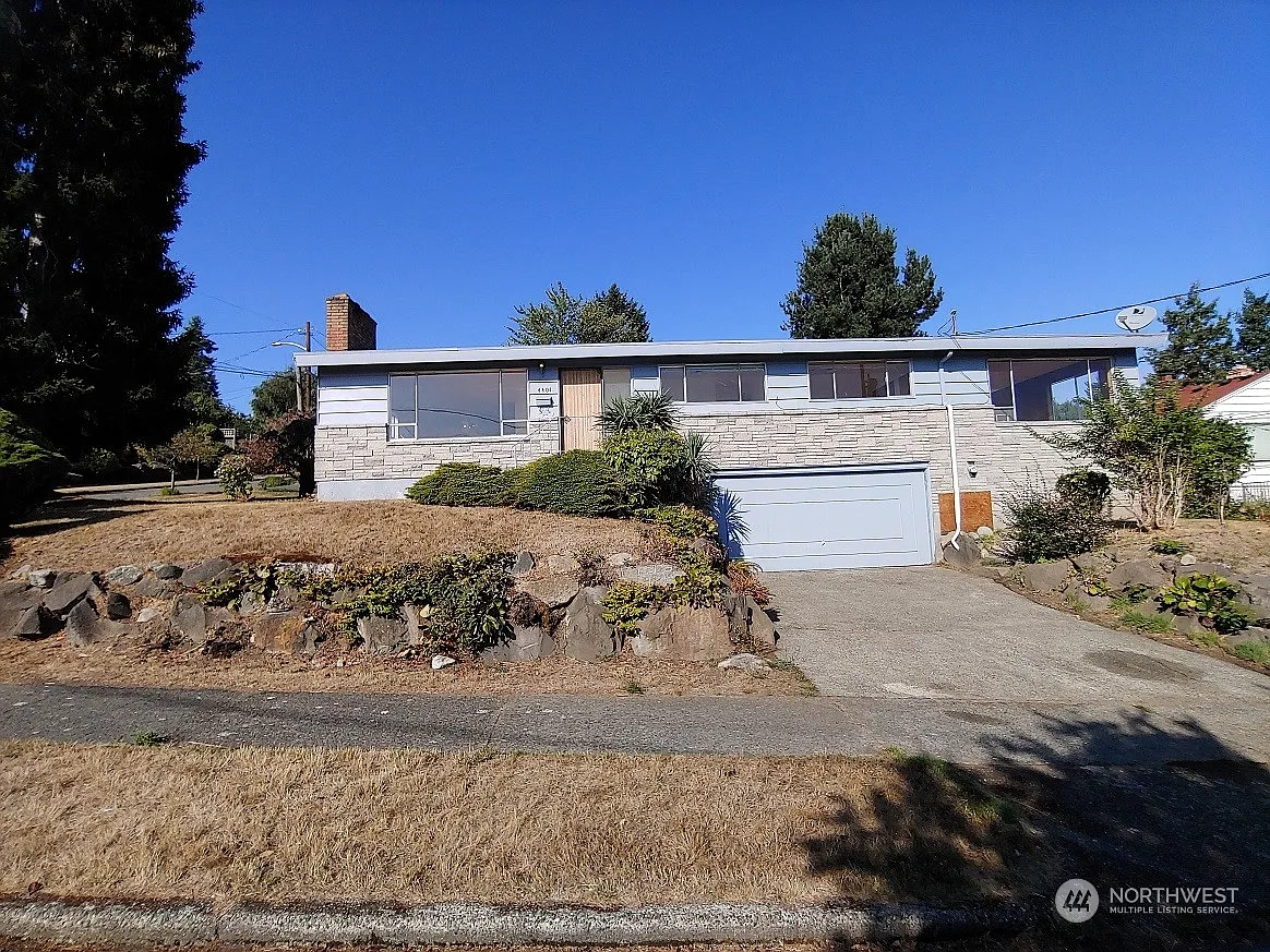 4401 28th Place W photo 1