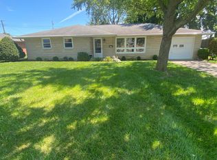 2673 Forest Dr, Columbus, IN 47201