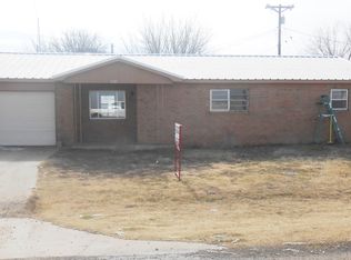 207 E 1st St, Kress, TX 79052