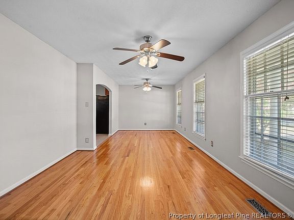 3rd image of 1520 Palmer Dr