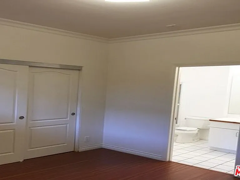 828 N Hudson Ave #207 — Photo 19