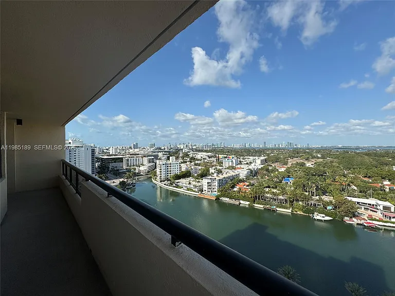 2555 Collins Ave #2002 — Photo 13