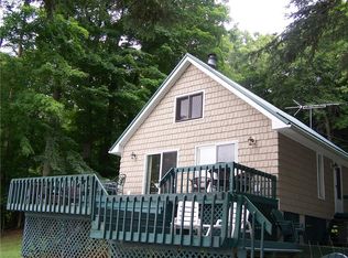 7160 Sunrise Dr, Sodus Point, NY 14555