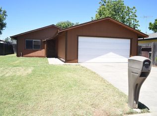 7237 Manuel St, Rio Linda, CA 95673