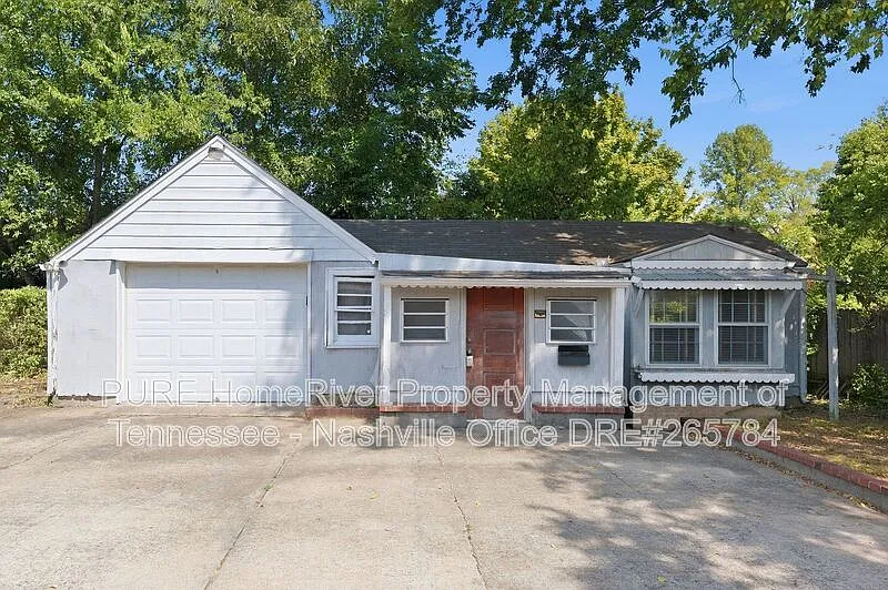 1 bed, 1.0 bath, 465 sqft, $1,050 — Photo 1