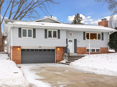 3420 Maplewood Dr, Saint Anthony, MN, 55418