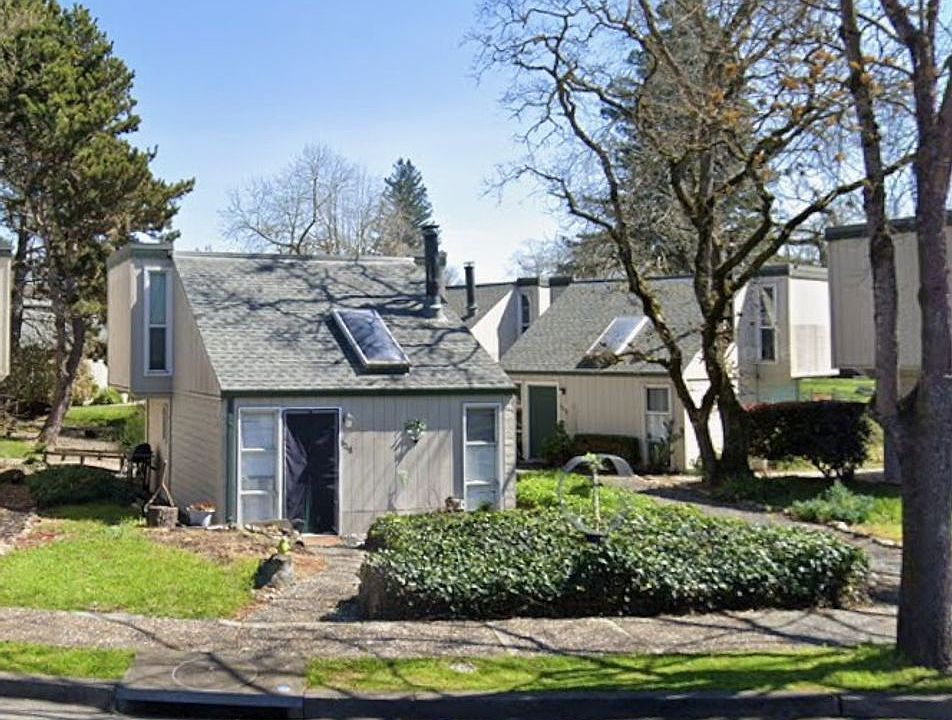 1st image of 8192 El Rancho Dr #8218