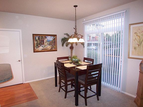 4th image of 502 224th Pl NE