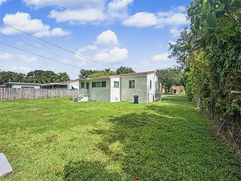 436 Lark Ave — Photo 12