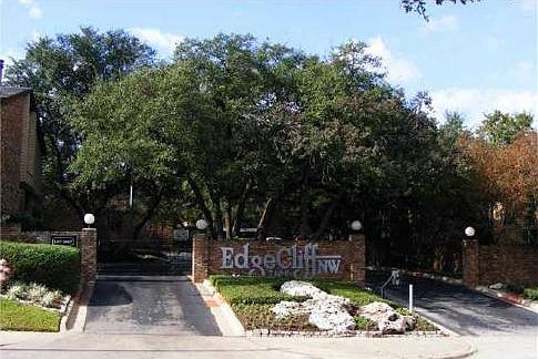1st image of 7122 Wood Hollow Dr APT 16