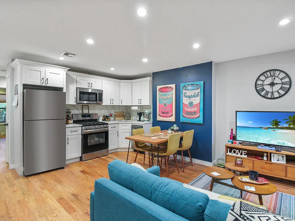 707 Lafayette Ave #1