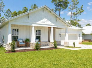 61 E Grizzly St, Freeport, FL 32439