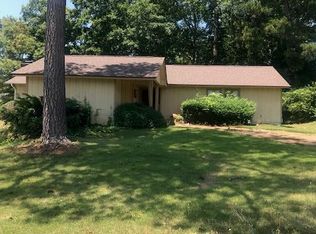 6211 Windsor Dr, Columbus, GA 31909