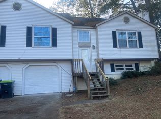 5913 Homestead Ct, Rex, GA 30273