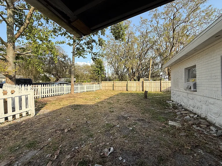 5074 Mapletree Ln — Photo 12