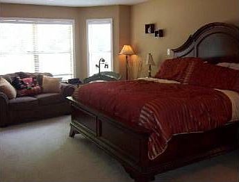 3rd image of 8198 Hunters Meadow Ln