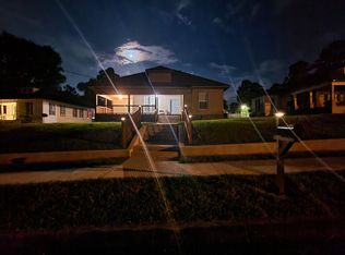 2008 W Houston St, Marshall, TX 75670