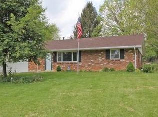 3910 Beechwood Dr, Bellbrook, OH
