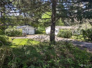 34106 51st Ave E, Eatonville, WA 98328