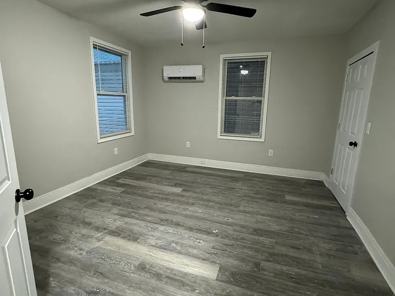 314 Bridge St #D — Photo 9