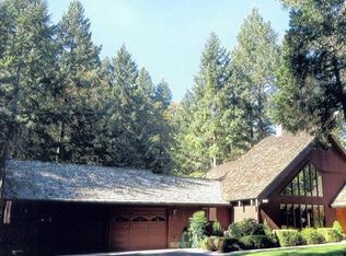 484 Round Prairie Rd, Wilderville, OR 97543