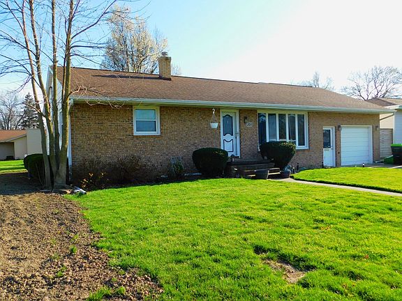 2nd image of 203 E Wanda Ln