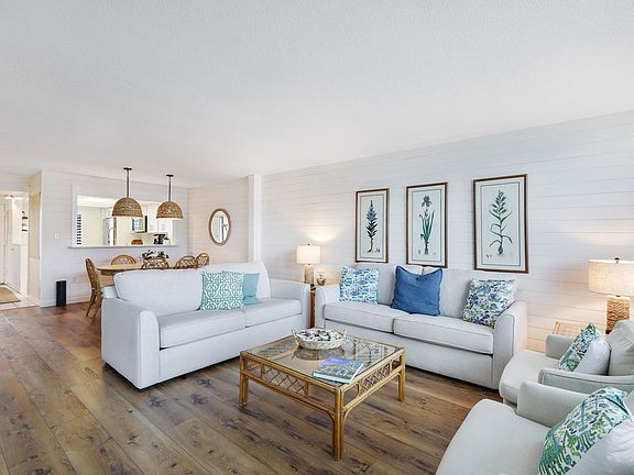 4th image of 979 E Gulf Dr Unit 212