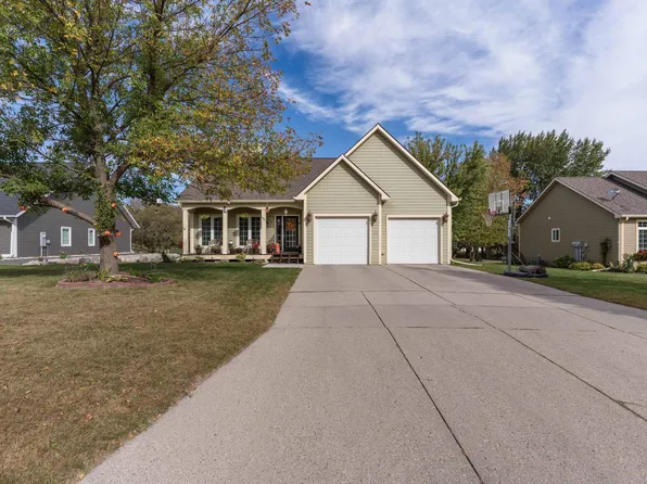 1020 Verlin Ln, Fergus Falls, MN 56537