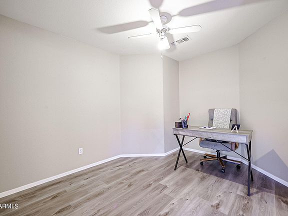 2nd image of 17116 N WOODROSE Avenue