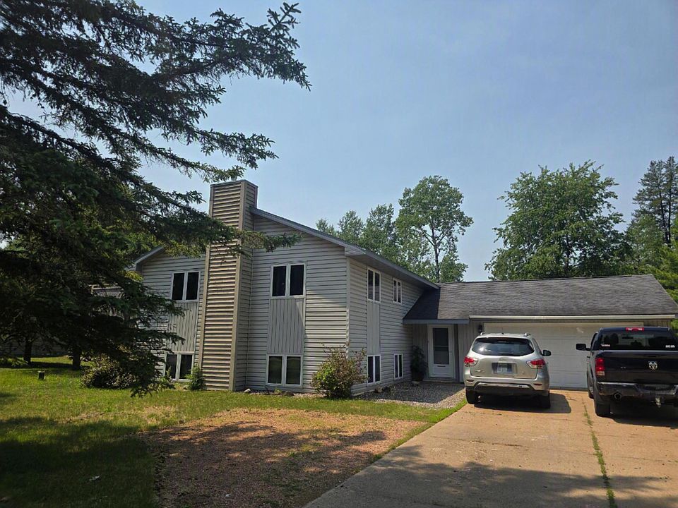 1st image of 2681 Pine Pl