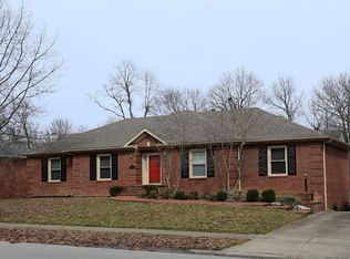 2456 Woodfield Cir, Lexington, KY 40515