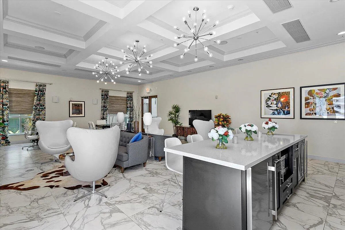1 bed, 1.0 bath, 820 sqft, $3,600 — Photo 4